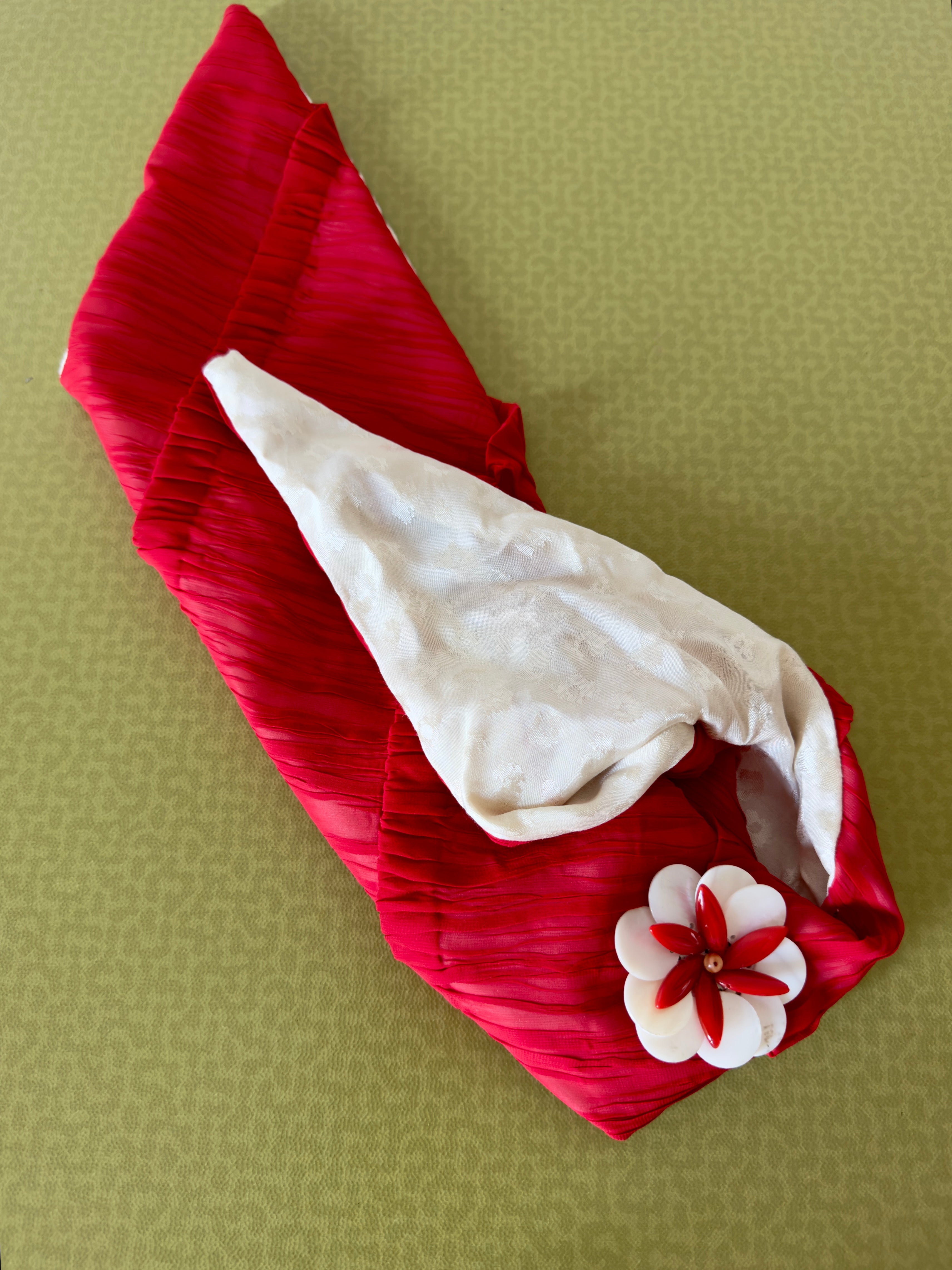 THE POSY BELT 1/4 & double faced scarf with shell brooch