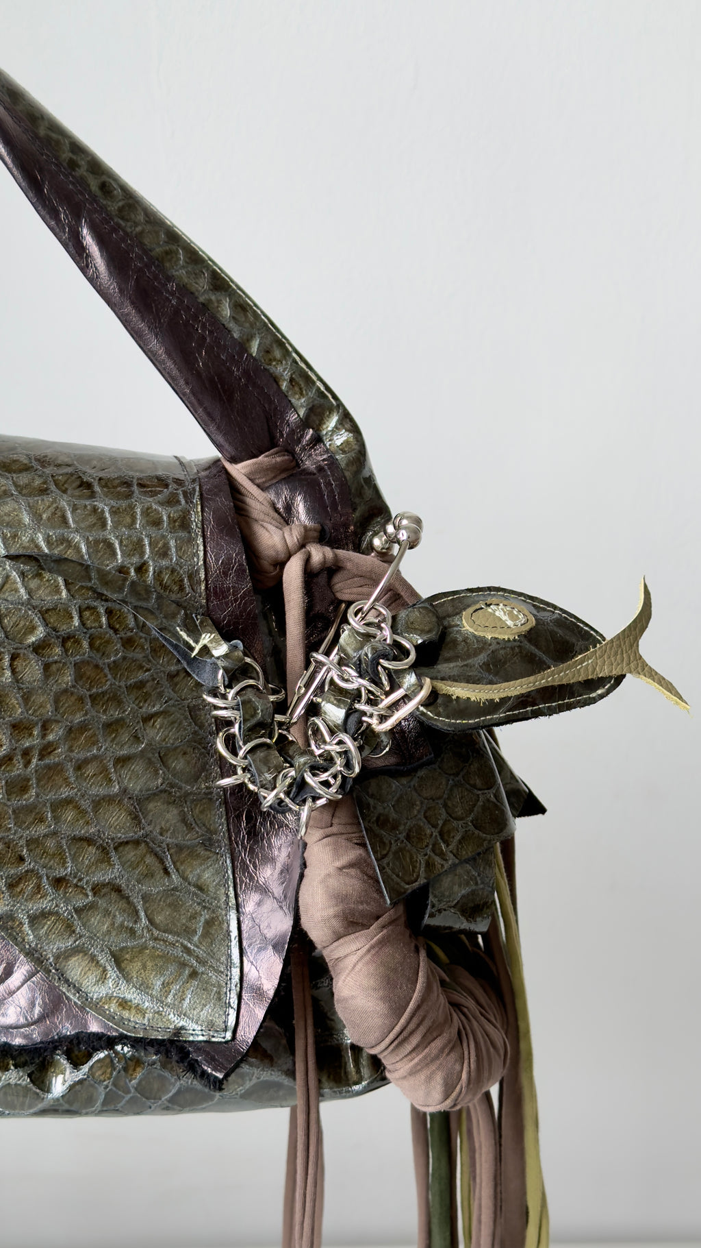 THE BELT BAGUETTE B 2/1 & SERPENT CHARMY *1of1